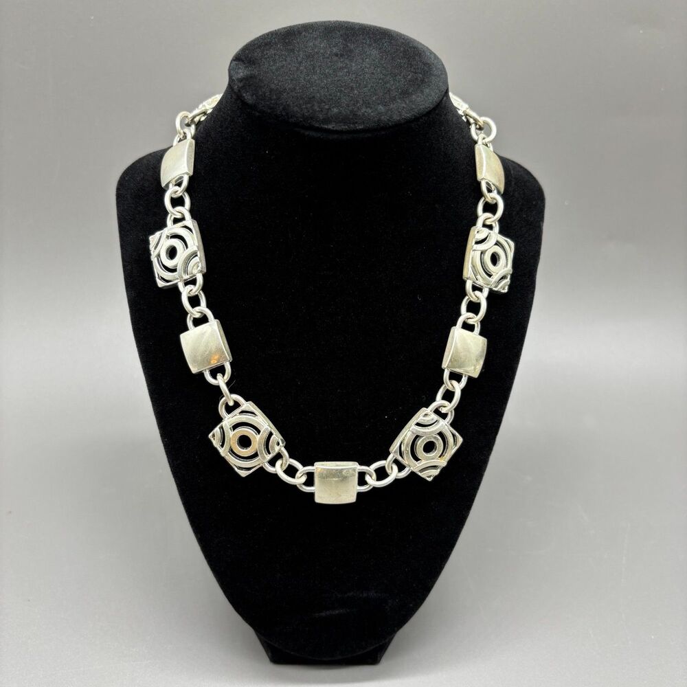 Liz Claiborne Silver Tone Mod Geometric Link Statement Necklace Toggle Chain